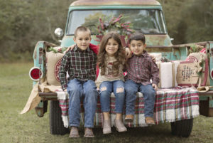 Vintage Truck Mini Sessions in The Woodlands