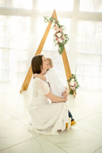 Hanging Garden Mothers Day Session - Woodlands Photographer